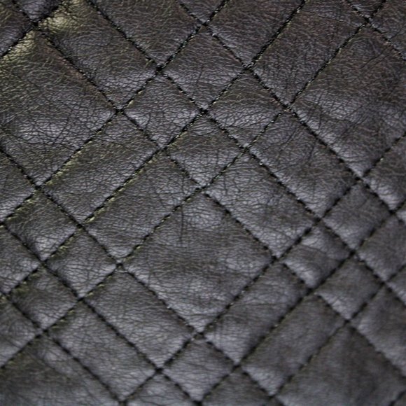 Forever 21 | Black Quilted Faux Leather Mini Skirt - Picture 3 of 4